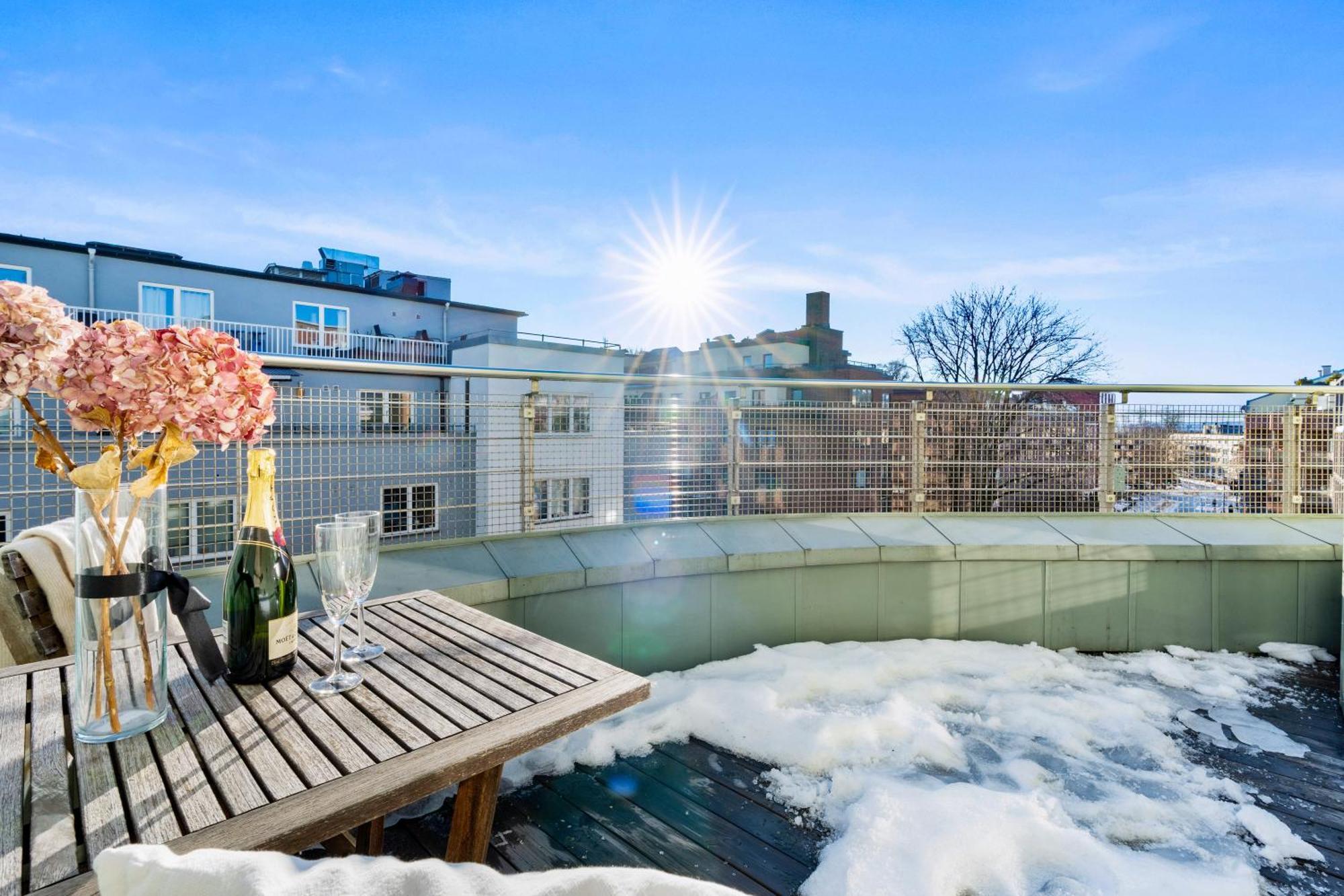 Top Floor With Balcony - Super Central - 5 Pax Oslo Zewnętrze zdjęcie